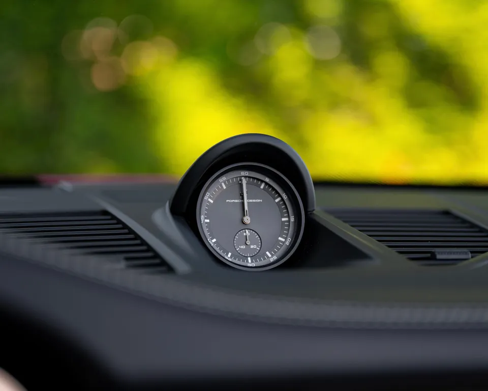 Frame 033 — Porsche 911 Targa 4S