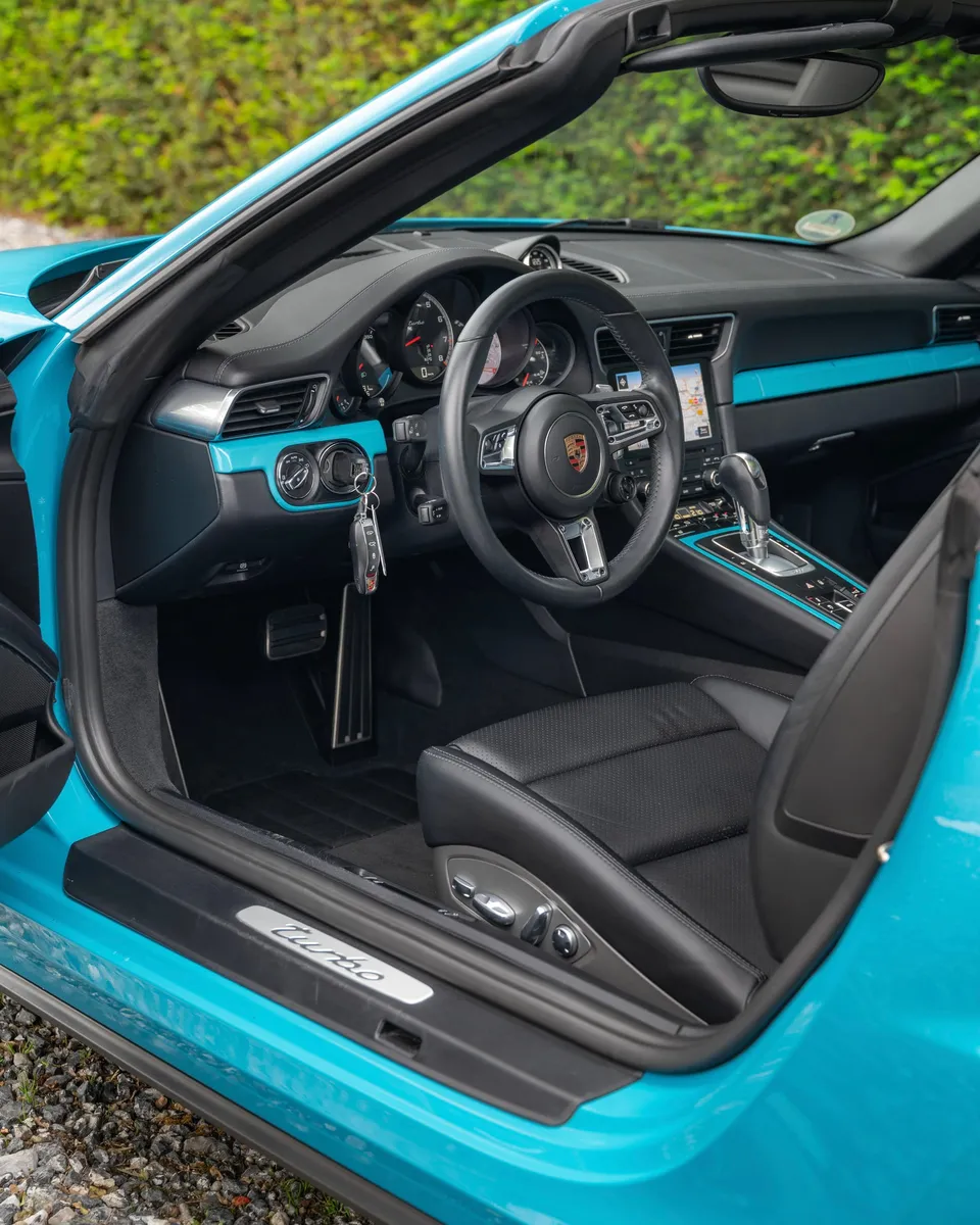 Frame 048 — Porsche 911 Turbo