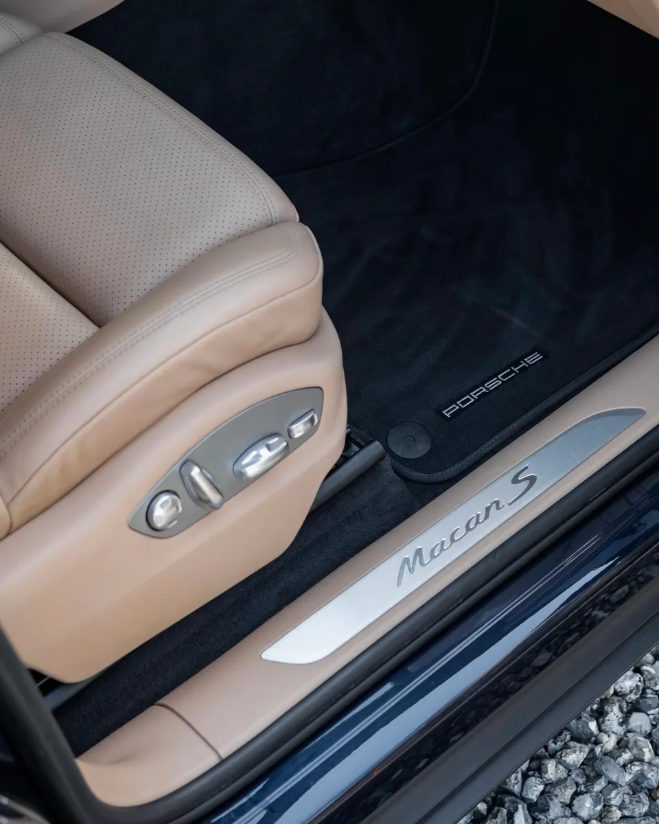 Frame 018 — Porsche Macan S